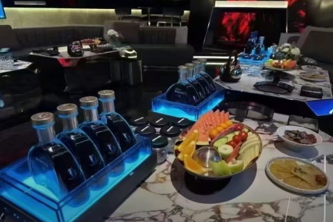 信阳夜总会招聘,信阳模特招聘,颜值在线,身高不限舞台广