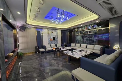 信阳ME『标题：当前城市』酒吧招聘-奋勇拼搏攻克职场艰难险阻